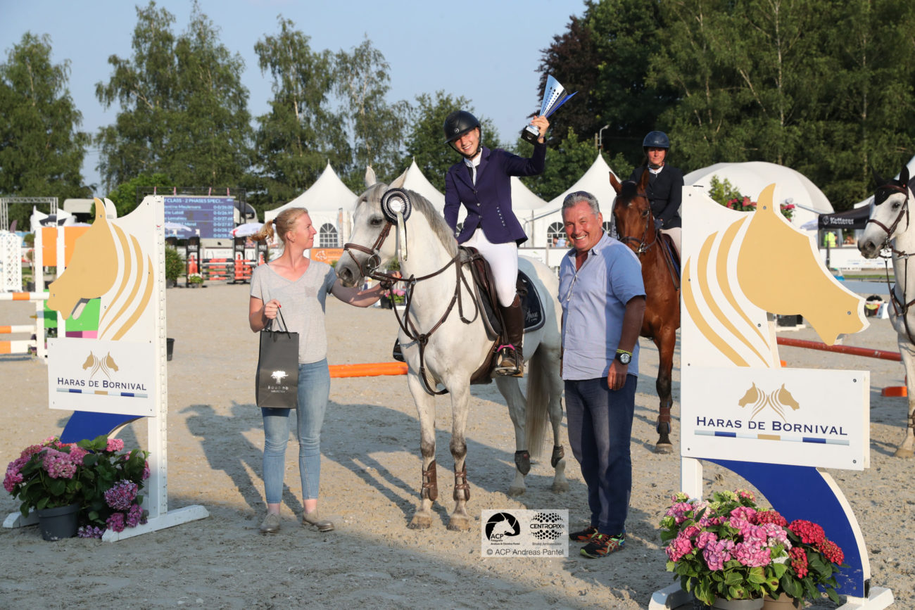 Award ceremony at Haras de Bornival